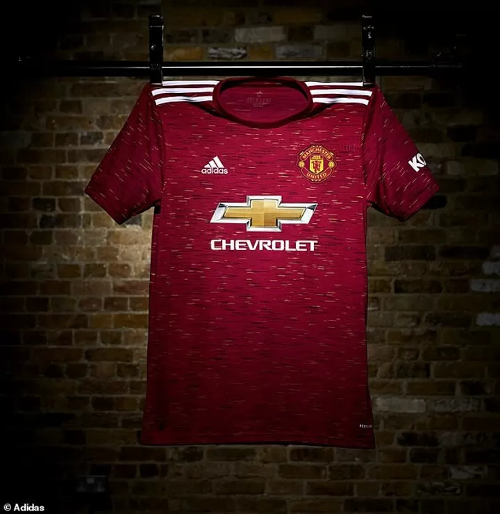 Manchester United unveil new home kit for the 2020/21 season