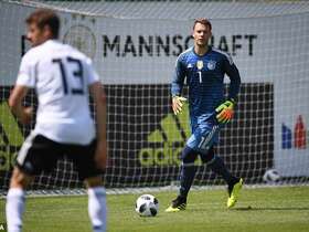 Manuel Neuer plays in test match against Germany U20s ahead of World Cup