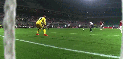 Milan 2-0 Bologna: Evergreen Ibrahimovic doubles as Rossoneri win Serie A opener| All Football