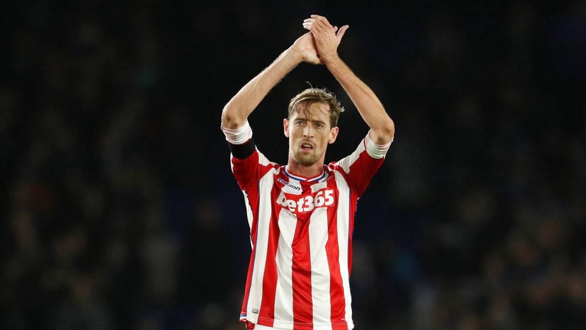 Peter Crouch Renueva Su Contrato Con El Stoke Hasta 2019 All Football App