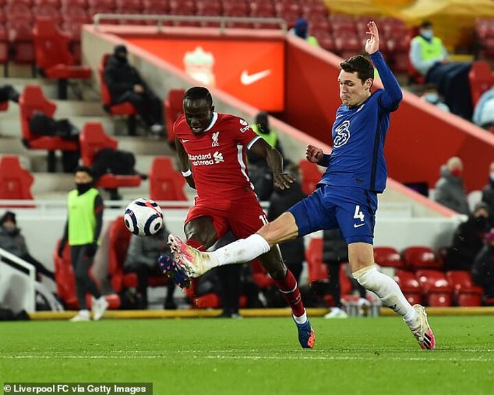 Chelsea 'expected to hold talks with Christensen over a new contract