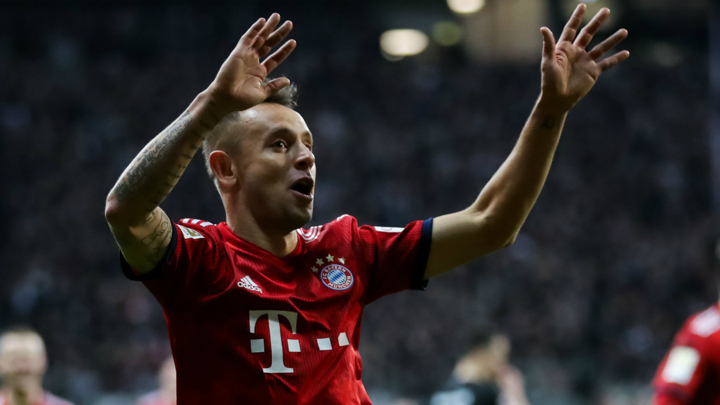 Nobody Can Stand Over The Club Kovac Warns Rafinha After Criticism All Football