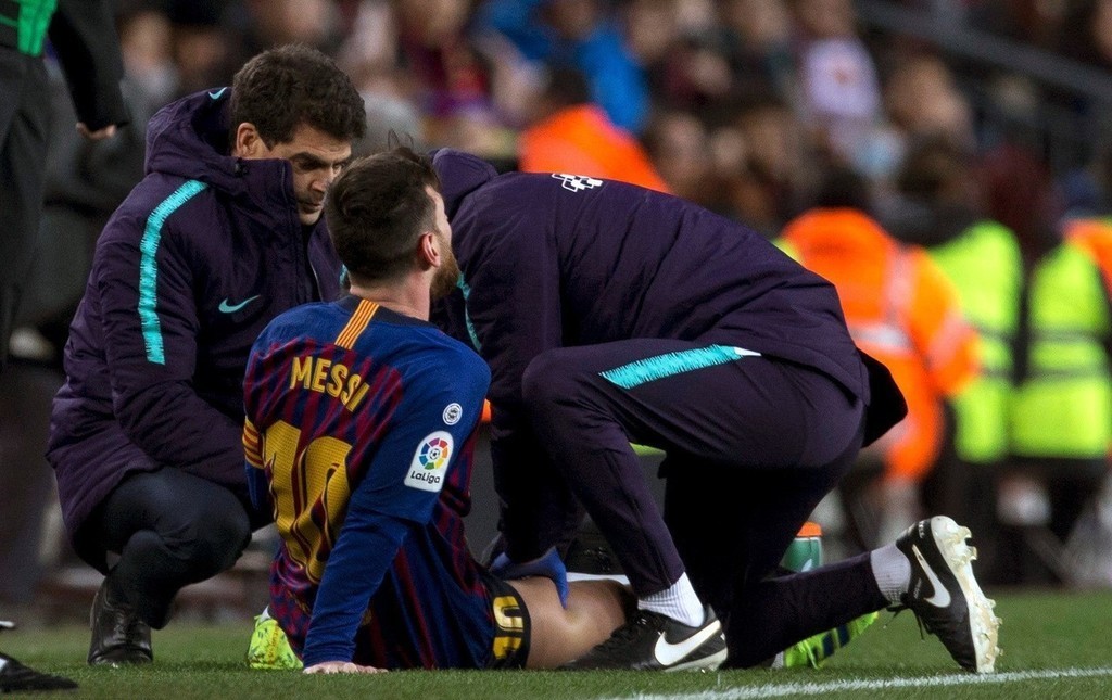 Kick Off: Injured Messi Won't Miss Clasico; Courtois Wants Hazard ...