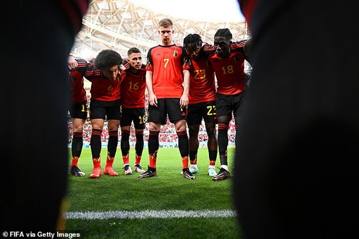 Belgium trio KDB, Jan Vertonghen and Hazard 'CLASHED' in dressing room| All  Football