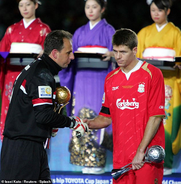 liverpool shirt with club world cup badge