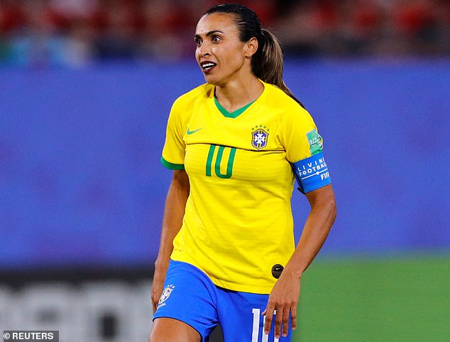 Marta Obrigado Brazil Women's National Football Team signature