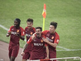 Pato passa em branco, e Tianjin perde em casa para o Hebei com golaço de Lavezzi