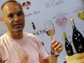El Chongqing Dangdai Lifan pagaría a Iniesta 36 millones en botellas de su vino