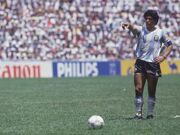 Maradona, Juninho ou d'autres? Votez pour le meilleur tireur de coup franc de l'Histoire