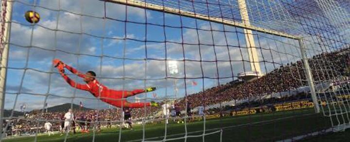 Real Madrid Eyeing Fiorentina Flop Kepper Lafont Cds All Football
