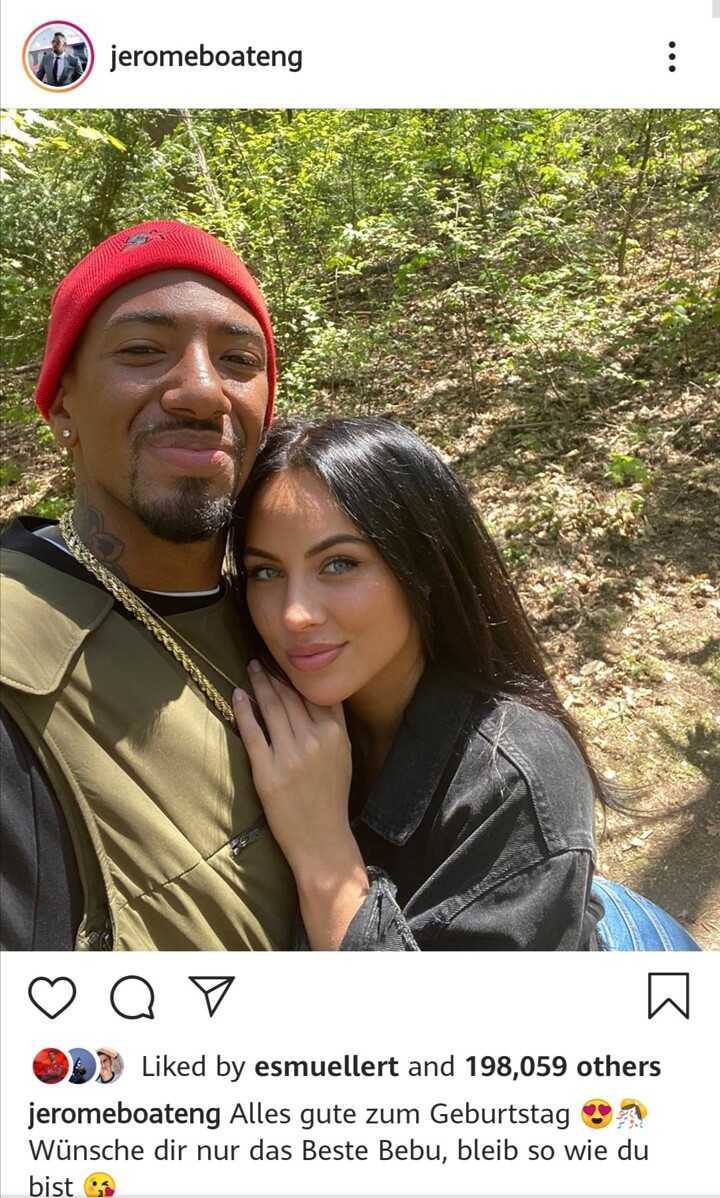 Love moment! Boateng publicly shows photo with girlfriend for the first time 💕| All Football