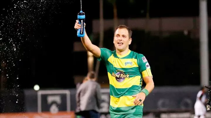 Tampa Bay Rowdies introduce midfielder Joe Cole