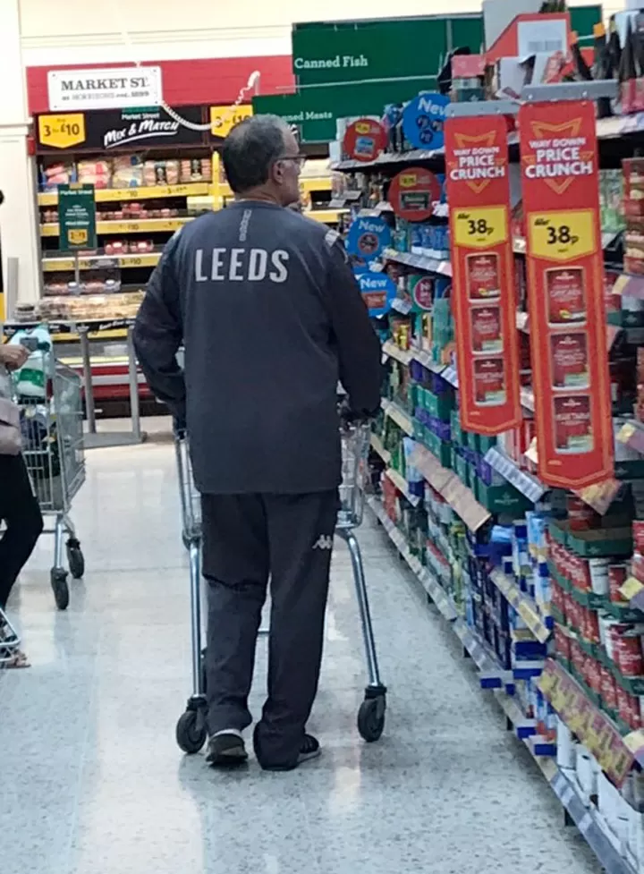 Inside Bielsa S Life In Leeds Living In A 1 Bed Granny Flat Walking To Work All Football