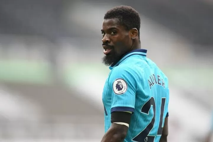 Serge Aurier Kinh Nghiệm và Bản Lĩnh Hậu Vệ - Một Hành Trình Đầy Cảm Hứng Serge Aurier Kinh Nghiệm và Bản Lĩnh Hậu Vệ - Một Hành Trình Đầy Cảm Hứng