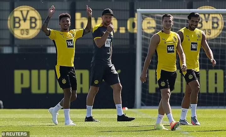 Jadon Sancho In Training As Stand Off Between Borussia Dortmund And Man United Continues All Football
