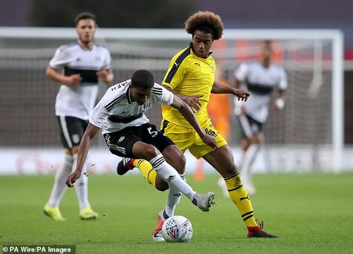 Leeds Offer 400k For 18 Year Old Fulham Starlet Cody Drameh All Football