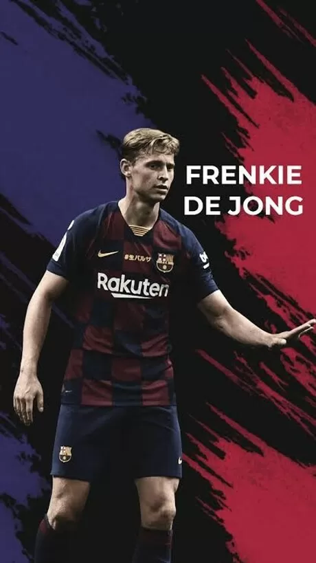 De Jong Shows Off Nasty Bee Sting Which Has Seen His Left Hand Balloon In Size All Football