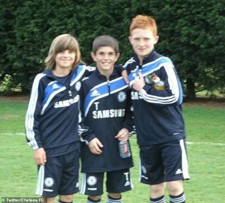 Third kid alongside Mason Mount and Christian Pulisic in Chelsea Twitter throwback picture revealed All Football