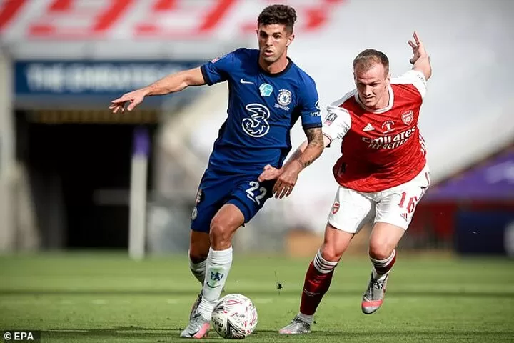 Third Kid Alongside Mason Mount And Christian Pulisic In Chelsea Twitter Throwback Picture Revealed All Football