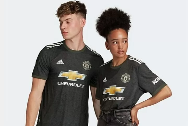 Man utd black away kit cheap