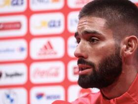 "Mi deseo es quedarme en el Atlético y espero noticias"