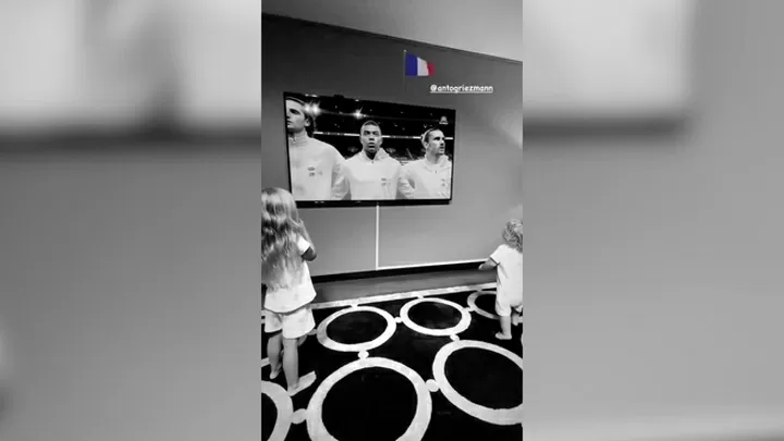 View Amaro Antoine Griezmann Mia Griezmann Pics