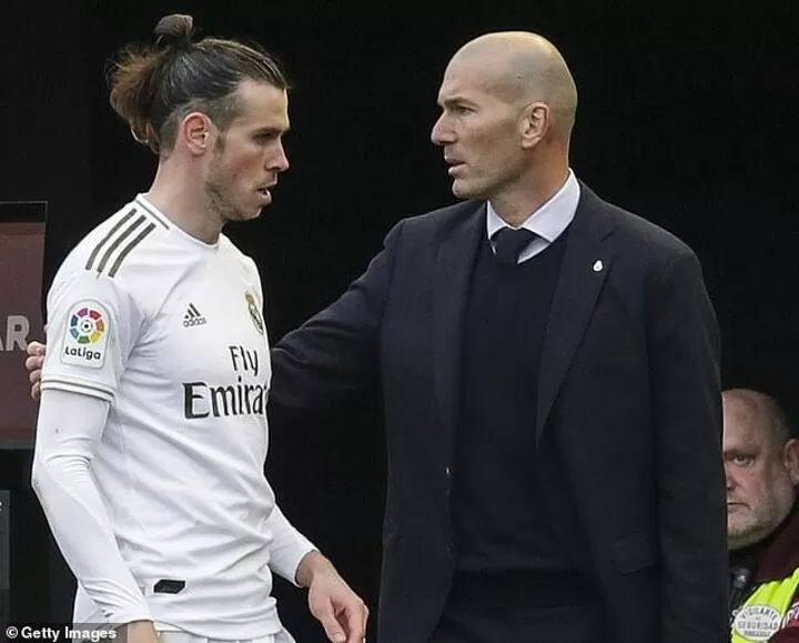 Peter Crouch Says Man United Should Move For Real Madrid Outcast Gareth Bale All Football