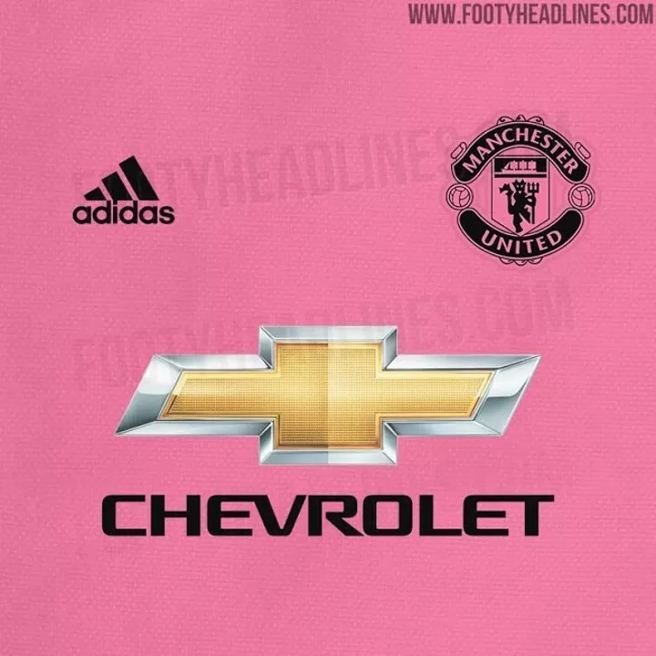manchester united pink away jersey