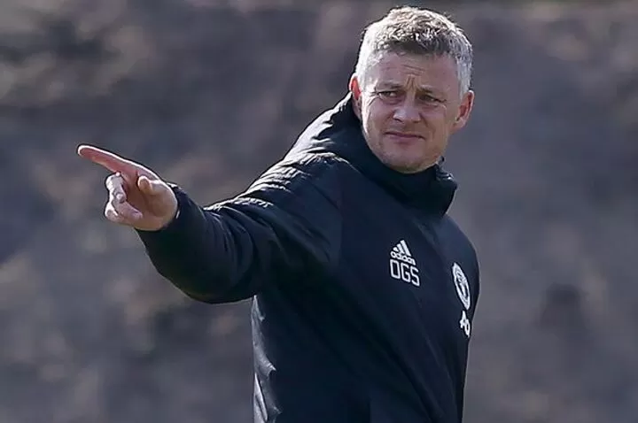 Ole Gunnar Solskjaer Happy To Postpone Man Utd Transfer Until 2021 All Football