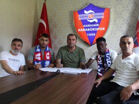 PHOTOS: Francis Narh signs one-year deal with Turkish side Kardemir Karabükspor