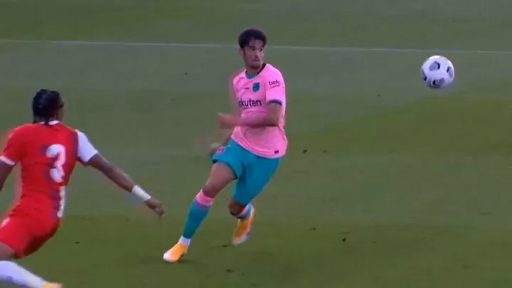 Barcelona S Strange Kit Pink Shirt With Green Shorts And Socks All Football