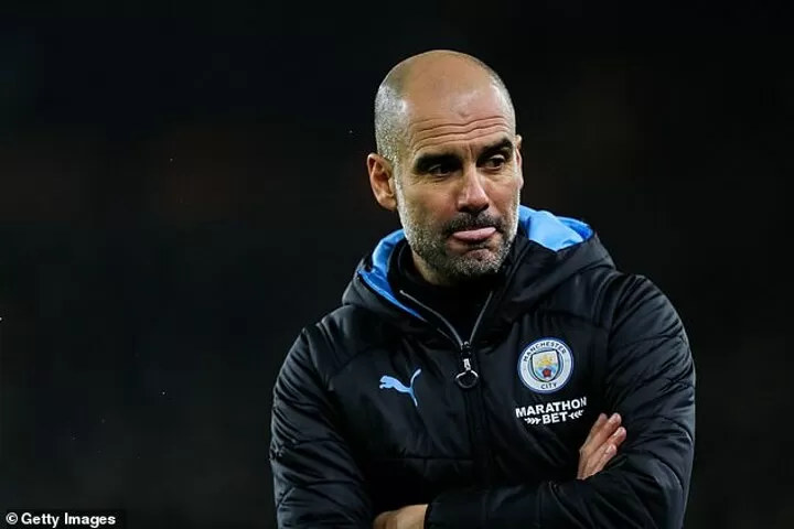 Fernandinho Named As New Manchester City Captain By Guardiola All Football