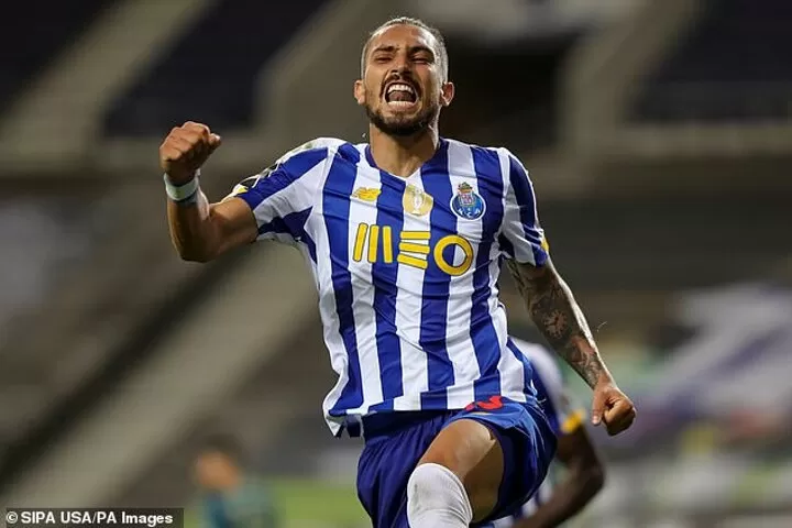 Alex Telles Vs Sergio Reguilon Stats Contract Salary Agreed But Man Utd Forced To Pay More For Alex Telles News Break