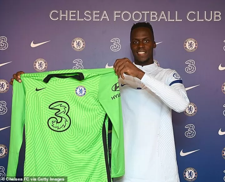Chelsea fc fan shop top