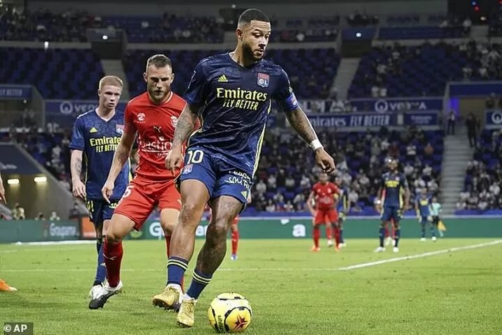 Lyon Confirm Memphis Depay Has An Agreement With Barcelona All Football