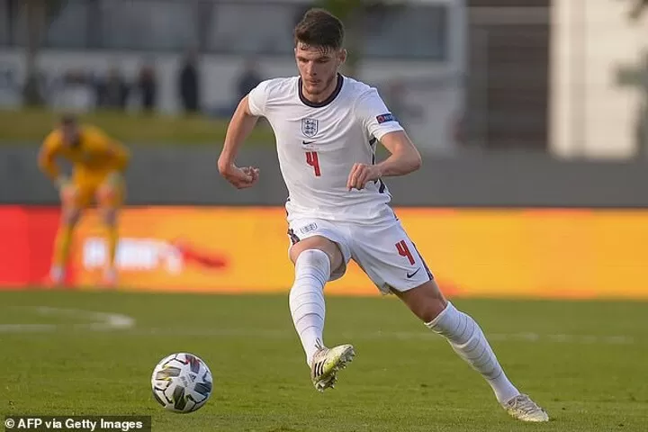 West Ham Ready To Double Declan Rice S Wages To Huge 120 000 A Week All Football