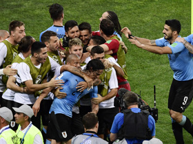 Kolektivitas, Resep Uruguay Redam Cristiano Ronaldo