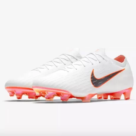 What boots will Messi Ronaldo wear in 2018 19 All Football