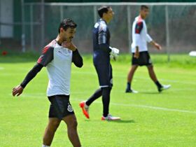 Alanís asegura que existen detalles pendientes con Chivas