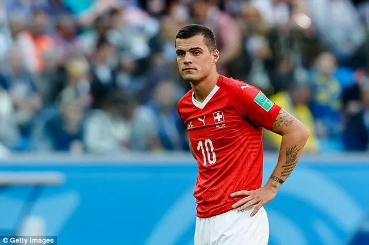 Ex Liverpool Defender Stephane Henchoz Slams Likely Choice Of