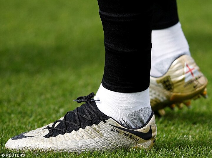 Telegraph Football on X: Harry Kane's custom boots 😍 #TelegraphFootball, #EURO2024