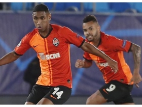 El Shakhtar gana al Dnipro-1 con gol de Tete antes de recibir al Madrid en Champions
