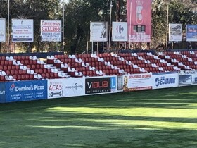 El Ayuntamiento instala 4.000 asientos del antiguo Vicente Calderón en el Estadio Municipal del Val