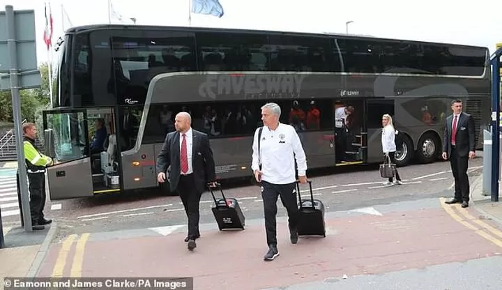 Man Utd Team Bus Late Again For Ucl Clash With Valencia All Football