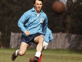 Sir Geoff Hurst hails Jimmy Greaves as the 'greatest goalscorer we've ever seen'