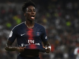 Weah ouvre la porte à un prêt: "C'était une décision personnelle et familiale"