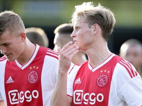 "De Ligt and De Jong should use Memphis' United move as example"