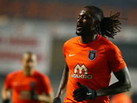 Emmanuel Adebayor scores in Istanbul Basaksehir’s demolition of Karabukspor