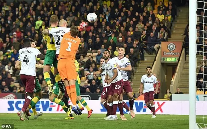 Jordan rhodes norwich hot sale