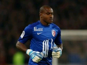 Enyeama linked with Ligue 2 club Auxerre